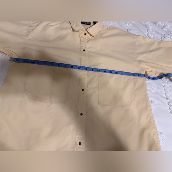 Patagonia Classic Yellow Button-Down Blouse Size 10 - Picture 3 of 7